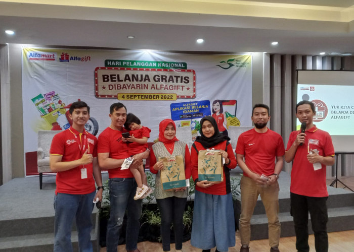 Harpelnas, Alfamart dan Alfagift Ajak Pelanggan Lebih Smart & Green