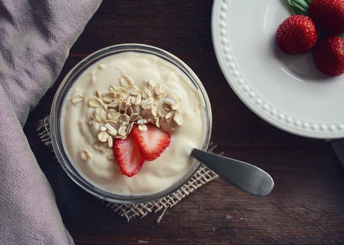  Manfaat Yoghurt Bagi Pencernaan, Kesehatan Usus dan Nutrisi yang Optimal