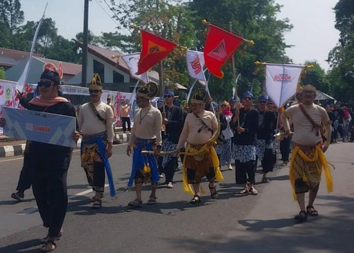 Perumda Pasar Tohaga Usung Tema Pandawa Lima dalam Acara Helaran Budaya di Kabupaten Bogor