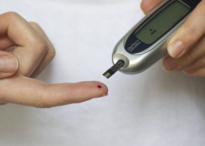 5 Cara Menjaga Kadar Gula Darah Bagi Penderita Diabetes Saat Puasa