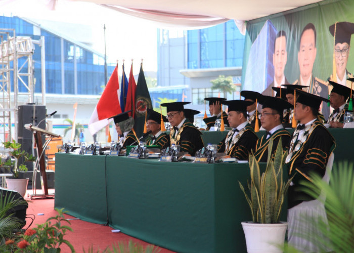 Sidang Senat Terbuka Penerimaan Mahasiswa Baru Universitas Jenderal Achmad Yani dan Pembukaan PKKMB Tahun 2023