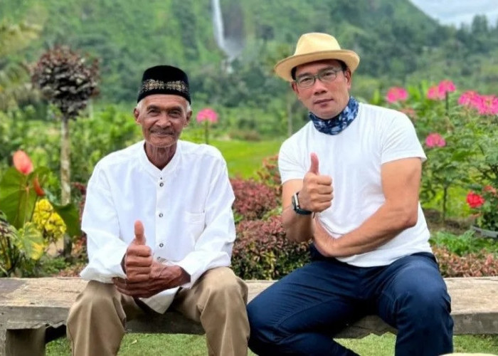 Kondisi Rumput di Rumah Abah Jajang Cianjur Rusak, Ridwan Kamil Bantu Proses Perbaikan Taman