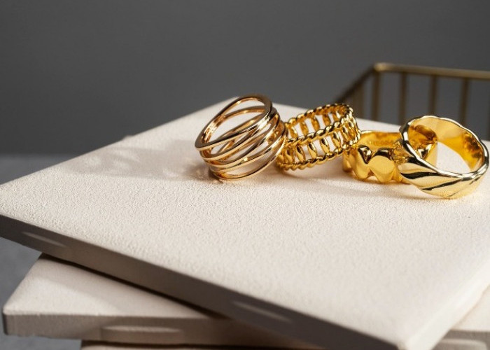 Prediksi Harga Emas Perhiasan Jelang Lebaran 2026 Berpotensi Naik