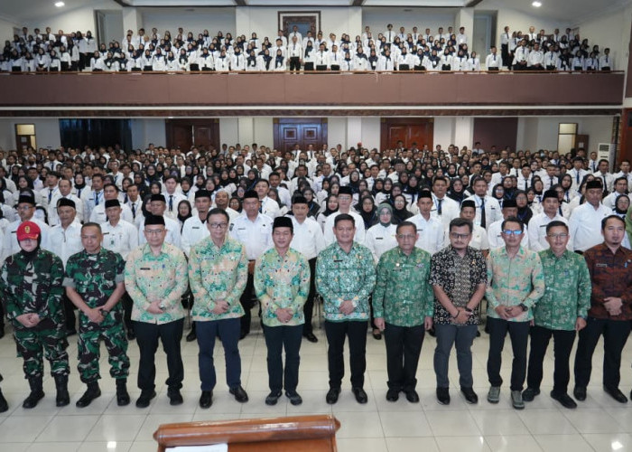 Bupati Bandung Ingatkan PPPK Baru: Jangan Hanya Andalkan Medsos dan AI