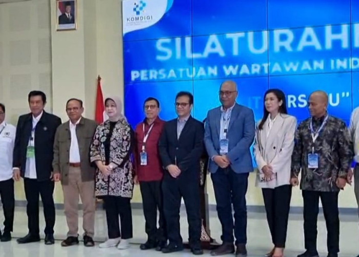 Wamen Komdigi Buka Kongres PWI 2025: Perkuat Ekosistem Pers Nasional
