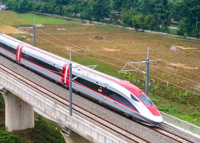 3 Keuntungan Kereta Cepat Jakarta Bandung Selain Pada Penjualan Tiket