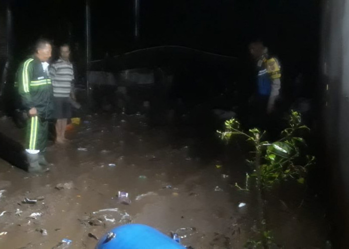 Akibat Hujan Deras, Dua Desa di Kecamatan Cicalengka Terendam Banjir