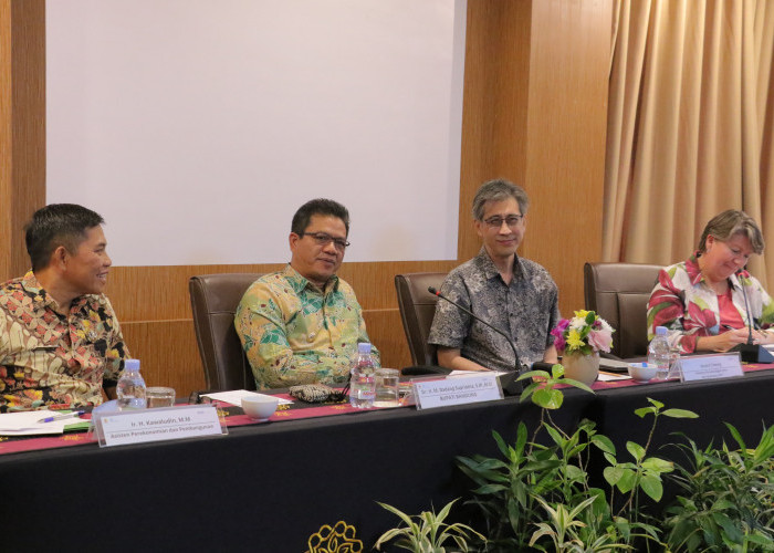 Bupati Bandung Dinobatkan sebagai Kepala Daerah Terbaik di Indonesia oleh Pemerintah Australia