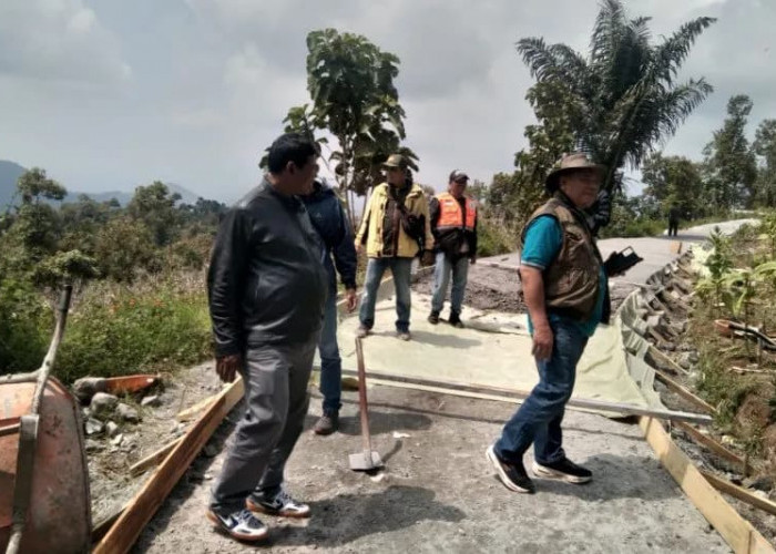 Dispertan Garut Bangun Jalan Tani demi Mendongkrak Usaha Pertanian