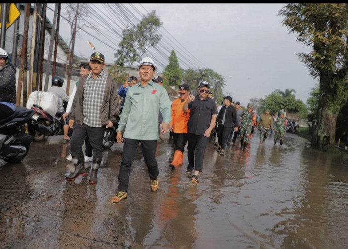 KDS dan KDM Bahas Soal Banjir Cidawolong dan Pembangunan Jalan Lingkar Majalaya yang Mandek 