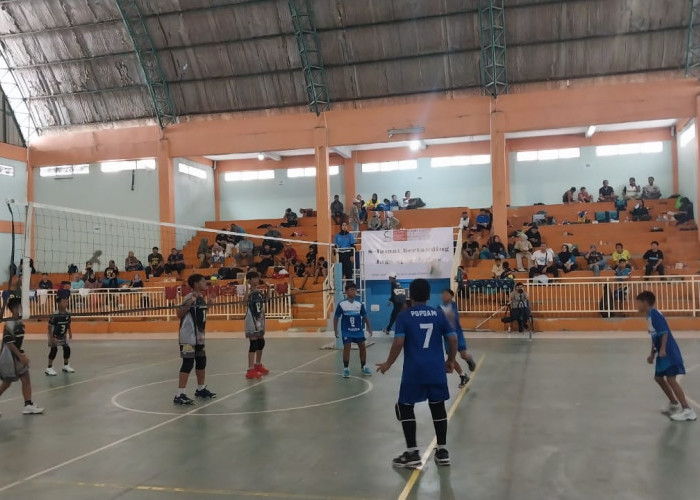 18 Club Voli Bertanding di Gor Karadenan Bogor