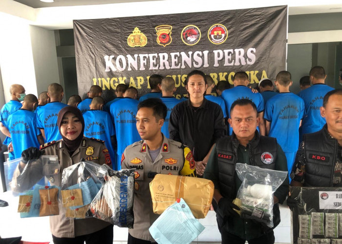 Polres Bogor Amankan 37 Tersangka Kasus Narkoba, Ratusan Gram Barang Bukti Disita