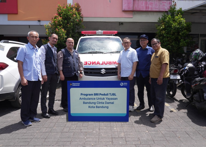 Wujudkan Kepedulian Sosial, BRI Serahkan Bantuan Ambulans untuk Yayasan Bandung Cinta Damai