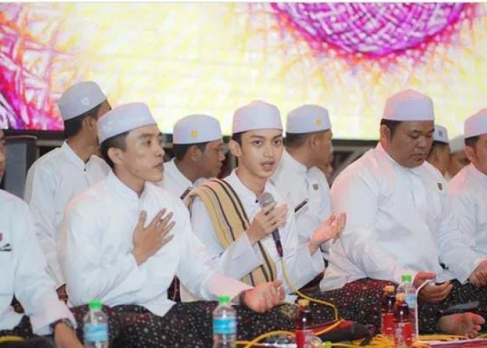 Mengenal Majelis Sholawat Syubbanul Muslimin, Sukses Ubah Ribuan Pemabuk jadi Santri