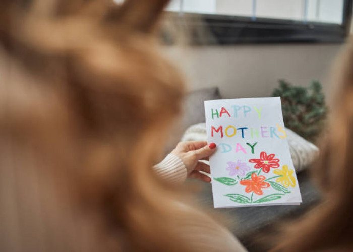 7  Contoh Ucapan Cinta Selamat Hari Ibu
