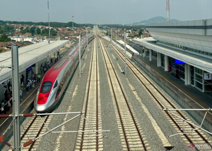 Stasiun Kereta Cepat Whoosh di Karawang Ditargetkan Beroperasi Awal 2025   