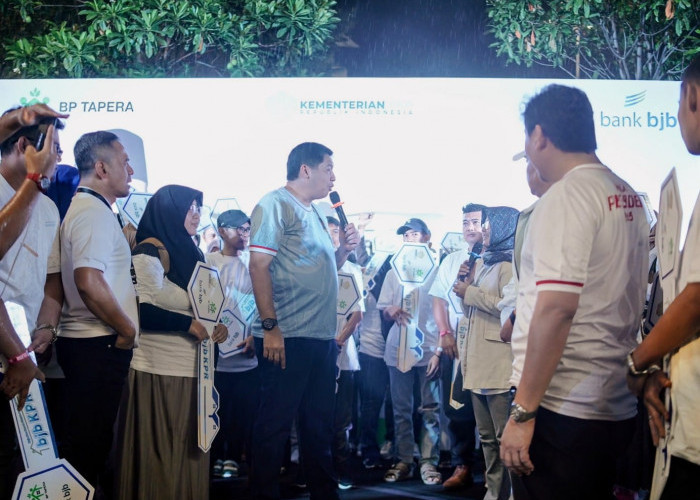 Bank bjb Serahkan Kunci Rumah Secara Simbolis kepada 100 Debitur FLPP di Jawa Barat      