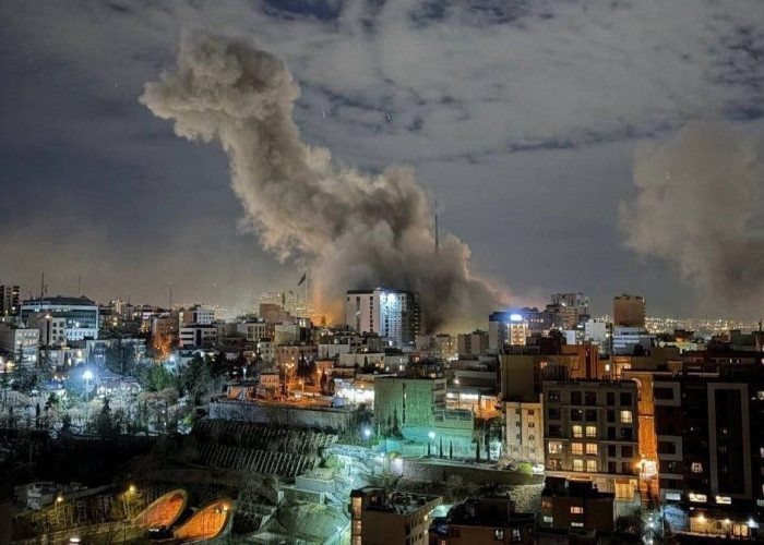 Pejabat IRCS: AS dan Israel Serang Lebih dari 80.000 Lokasi Sipil