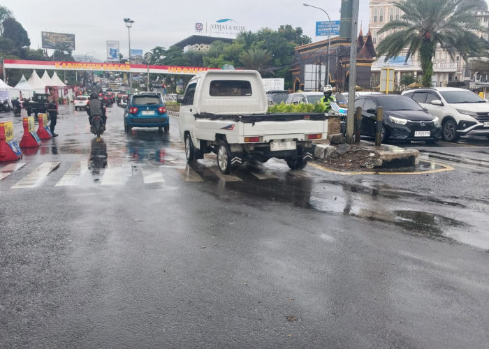 41.000 Kendaraan Lintasi Jalur Puncak Hari Ini 30 Desember 2025, Polres Bogor Lakukan Penormalan Arus