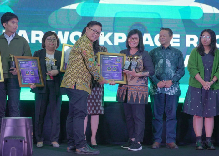 Bio Farma Raih Penghargaan Keterikatan dan Kepuasan Karyawan di Stellar Workplace Award 2024