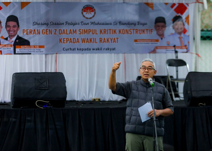 Dorong Gen Z Aktif Beri Kritik Berbasis Riset kepada Pemerintah, Farhan: Kami Harus Dikritik