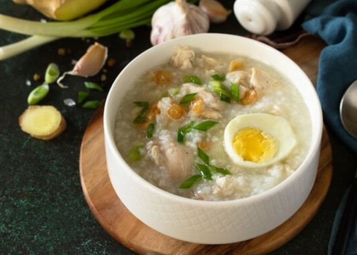 7 Rekomendasi Spot Makan Bubur Ayam Terlaris dan Paling Enak di Bandung, Sarapan Favorit!