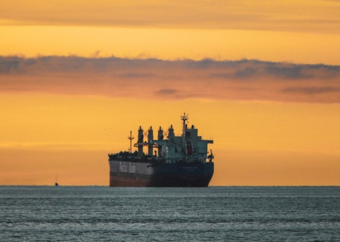 Kapal Induk AS Ubah Rute, Hindari Laut Merah di Tengah Ketegangan dengan Iran