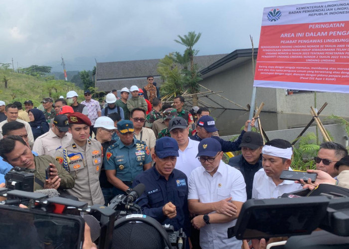 Pemerintah Segel 4 Bangunan Penyebab Banjir Jakarta