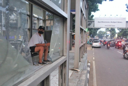 Benahi Estetika Kota, Pemkot Bandung Bongkar JPO dan Halte Rusak 