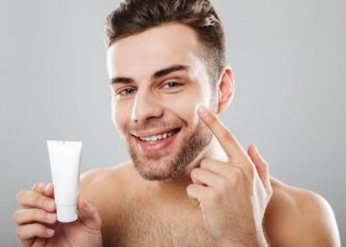 5 Rekomendasi Skincare Pria dan Step Urutan Pakainya