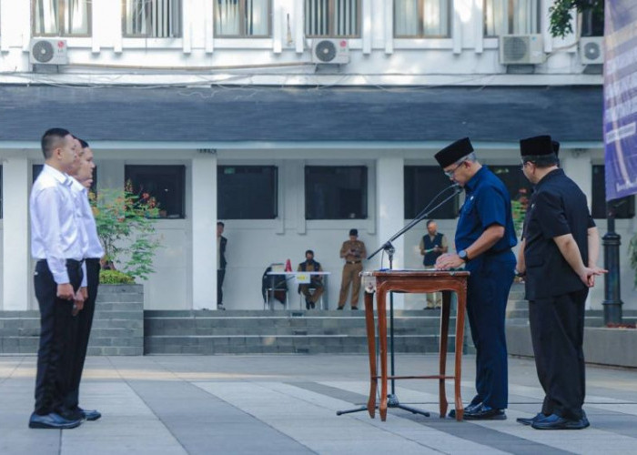Ratusan Pegawai Pemerintah Formasi 2024 Dilantik oleh Wali Kota Bandung