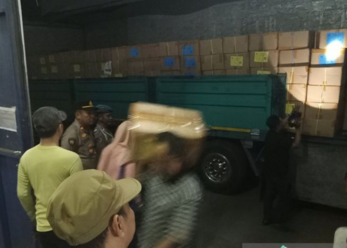 KPU Cirebon Konfirmasi Terima Surat Suara Sebanyak 1.289.620 Lembar