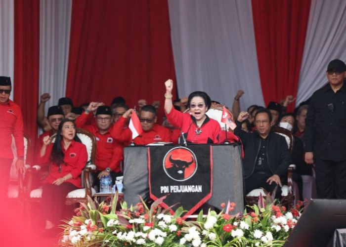 Megawati Ajak Kader PDIP Lindungi Hak Rakyat dalam Pilkada Serentak 2024