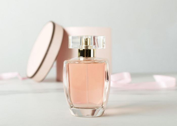 5  Rekomendasi Parfum Refill dengan Aroma Segar dan Tahan Lama untuk Kesegaran Sepanjang Hari