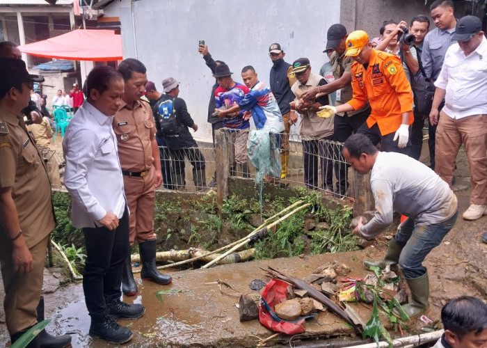 Menteri Lingkungan Hidup Titip Pesan ke Bupati Bogor Rudy Susmanto Soal Kajian Lingkungan Hidup