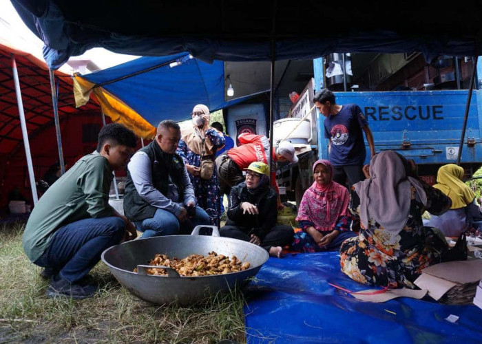 Pemprov Jabar Alirkan Bantuan kepada Korban Pergerakan Tanah di Bandung