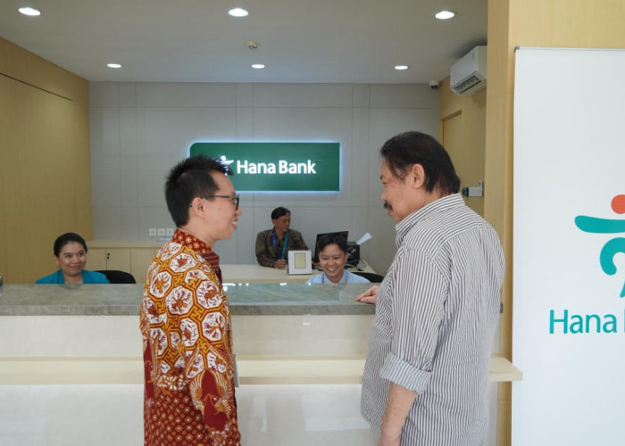 Perkuat Kehadiran di Kota Kreatif, Hana Bank Resmikan KC Bandung Dago dengan Logo Baru