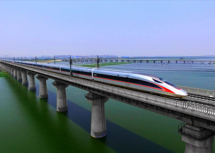 KCIC Laporkan Kereta Inspeksi Capai Rekor Kecepatan 220km/jam di Jalur Jakarta-Bandung