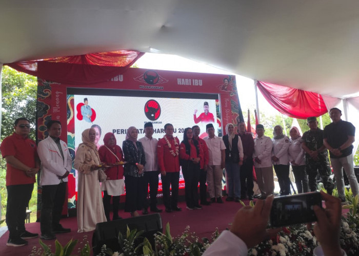 Peringatan Hari IBU di DPC PDI Perjuangan KBB Berlangsung Meriah