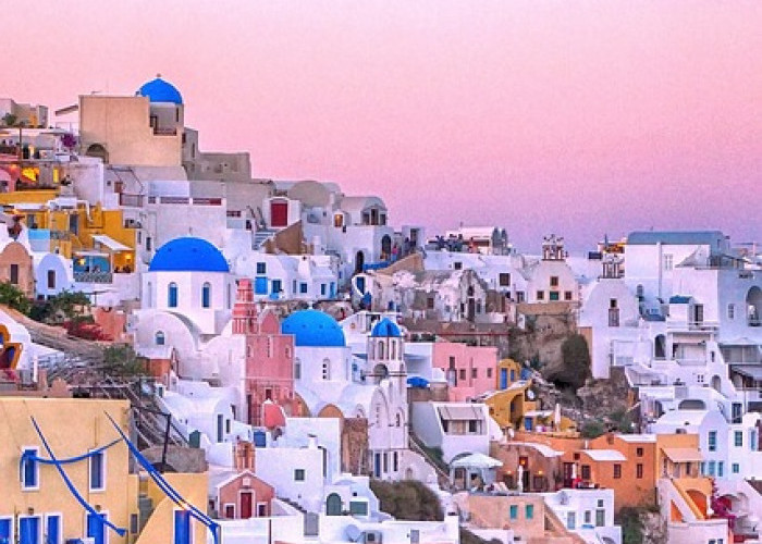 7 Tempat Wisata Paling Populer di Yunani yang Wajib Dikunjungi!   