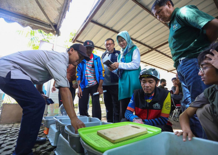 Pemkot Kota Bandung Kolaborasi dengan OJK, Menargetkan Program Sampah Menjadi Emas