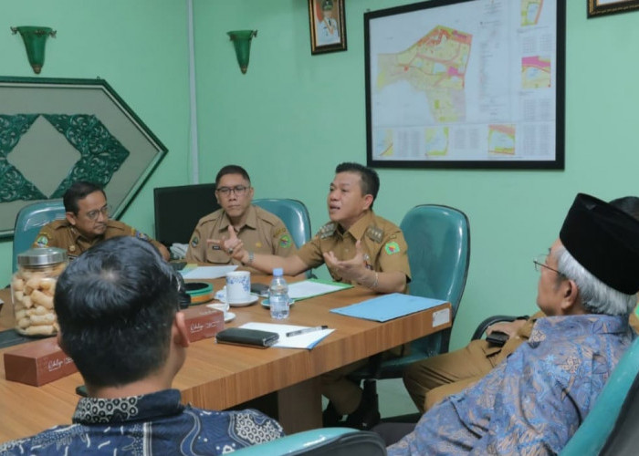Merasa Terpinggirkan, Kepala Sekolah SMK Swasta Curhat ke Bupati Bandung