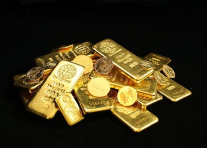 Prediksi Harga Emas Hari Ini, Antam Melemah Rp45.000, Prospek Pekan Ini Berpotensi Menguat