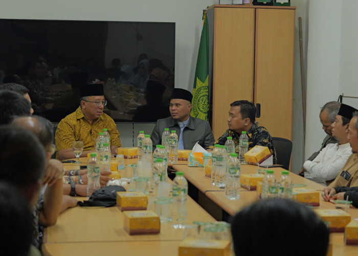 Sambangi PD Persis Kota Bandung, Kang Haru Serap Masukan Ide dari Para Tokoh