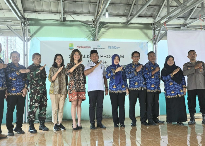Dukung Akses Sanitasi Aman untuk Masyarakat, CCEP Indonesia Luncurkan Program Safe Water Gardens di Karawang