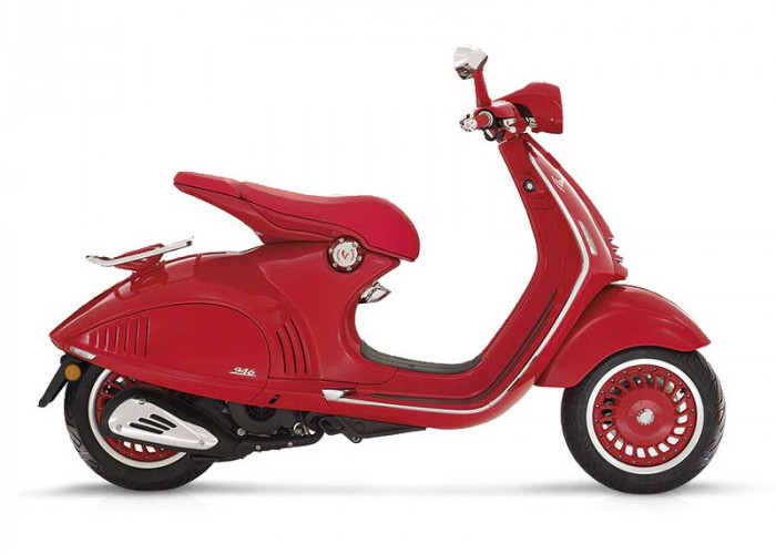 Vespa 946 Red: Si Merah yang Mencuri Perhatian dengan Spek Gahar! Segini Harganya di Berbagai Negara!   