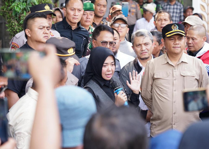 Redam Aksi AMKB, Ketua DPRD Kabupaten Bandung Temui dan Berdialog Langsung dengan Peserta Demo