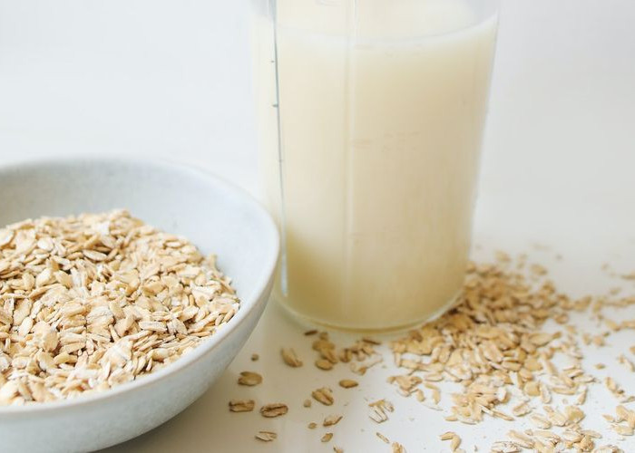 Apa itu Oat Milk? Apa Saja Manfaatnya Bagi Kesehatan? Simak Penjelasannya Berikut Ini!