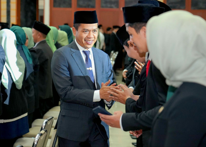 Bupati Bandung Lantik 7 Pejabat Tinggi dan Puluhan Pejabat Administrator dan Fungsional