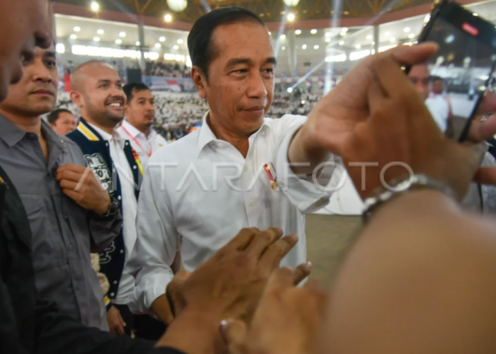 Tanggapan Jokowi Soal Koalisi Prabowo “Tak Ada Hak Paten Soal Koalisi”